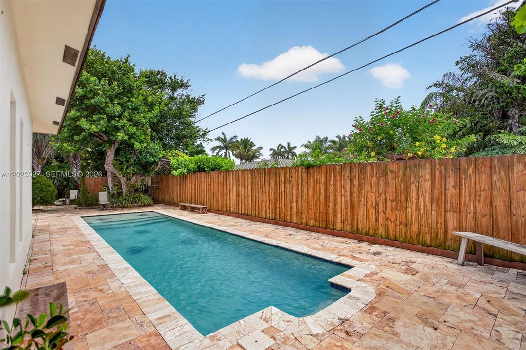 : $1,800,000 (3 beds, 3 baths, 2216 Square Feet)
