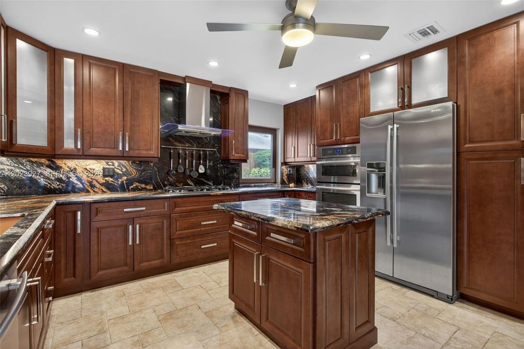 : $1,800,000 (3 beds, 3 baths, 2216 Square Feet)