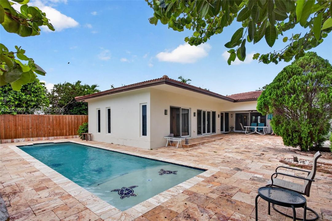 : $1,800,000 (3 beds, 3 baths, 2216 Square Feet)