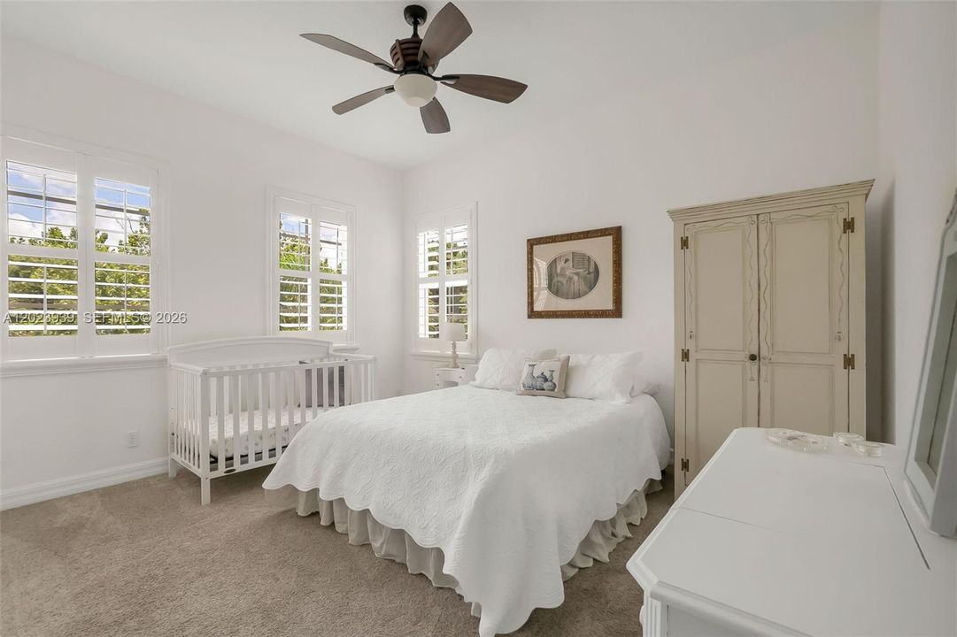 For Sale: $1,250,000 (4 beds, 3 baths, 2587 Square Feet)