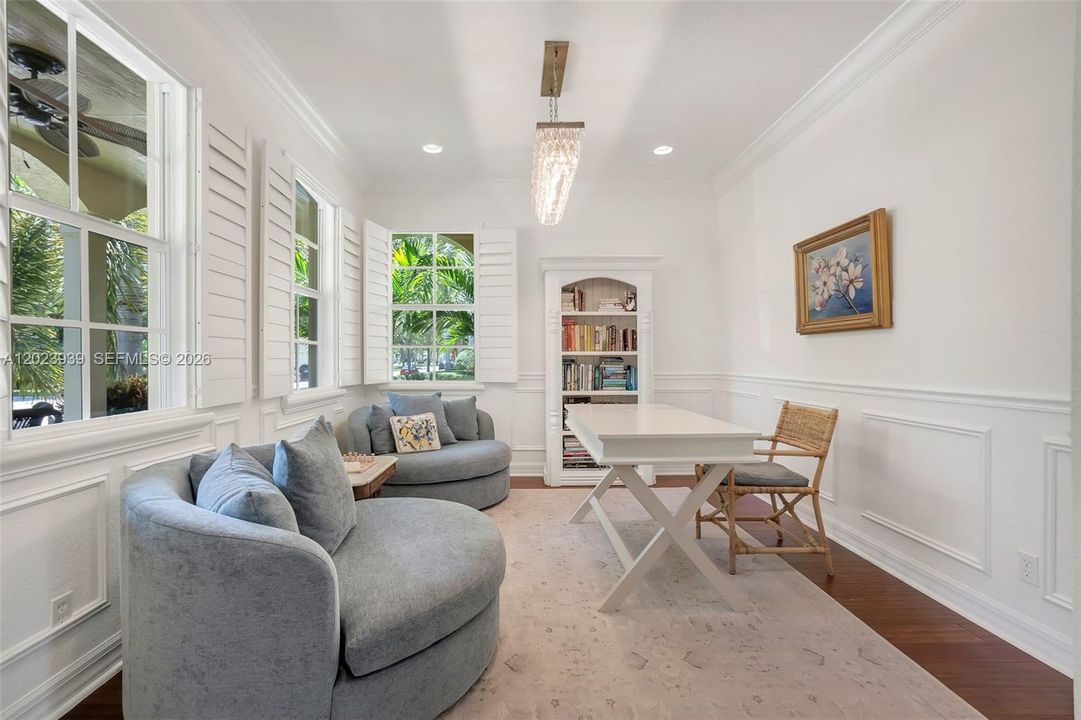 For Sale: $1,250,000 (4 beds, 3 baths, 2587 Square Feet)
