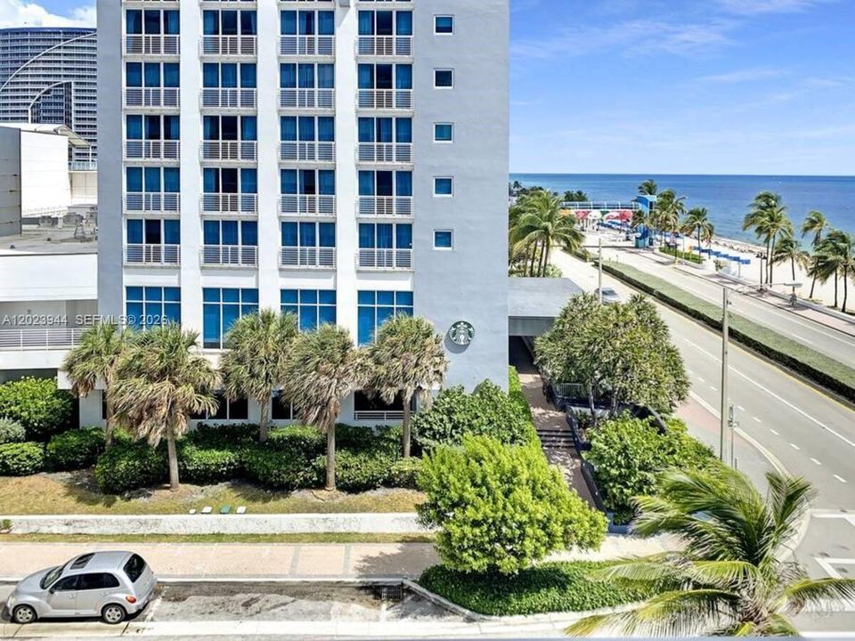 For Rent: $7,000 (2 beds, 2 baths, 1450 Square Feet)