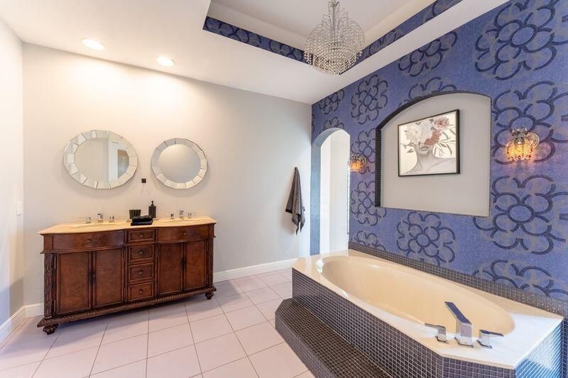 Primary bath 2