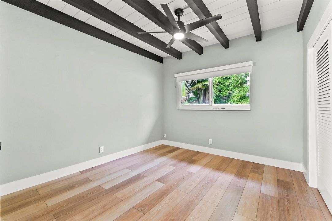 23 Bedroom 03