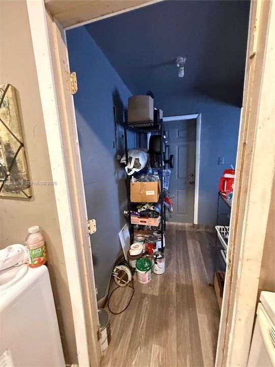 For Sale: $360,000 (4 beds, 2 baths, 1684 Square Feet)