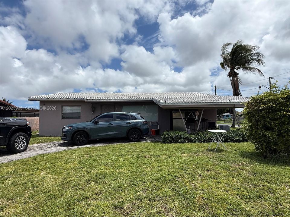 For Sale: $360,000 (4 beds, 2 baths, 1684 Square Feet)