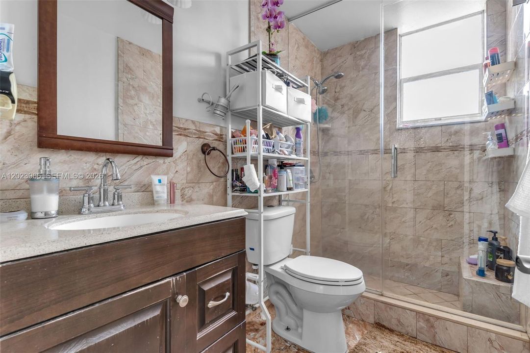 For Sale: $460,000 (3 beds, 2 baths, 1528 Square Feet)
