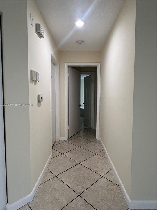 В аренду: $3,300 (2 спален, 2 ванн, 1644 Квадратных фут)