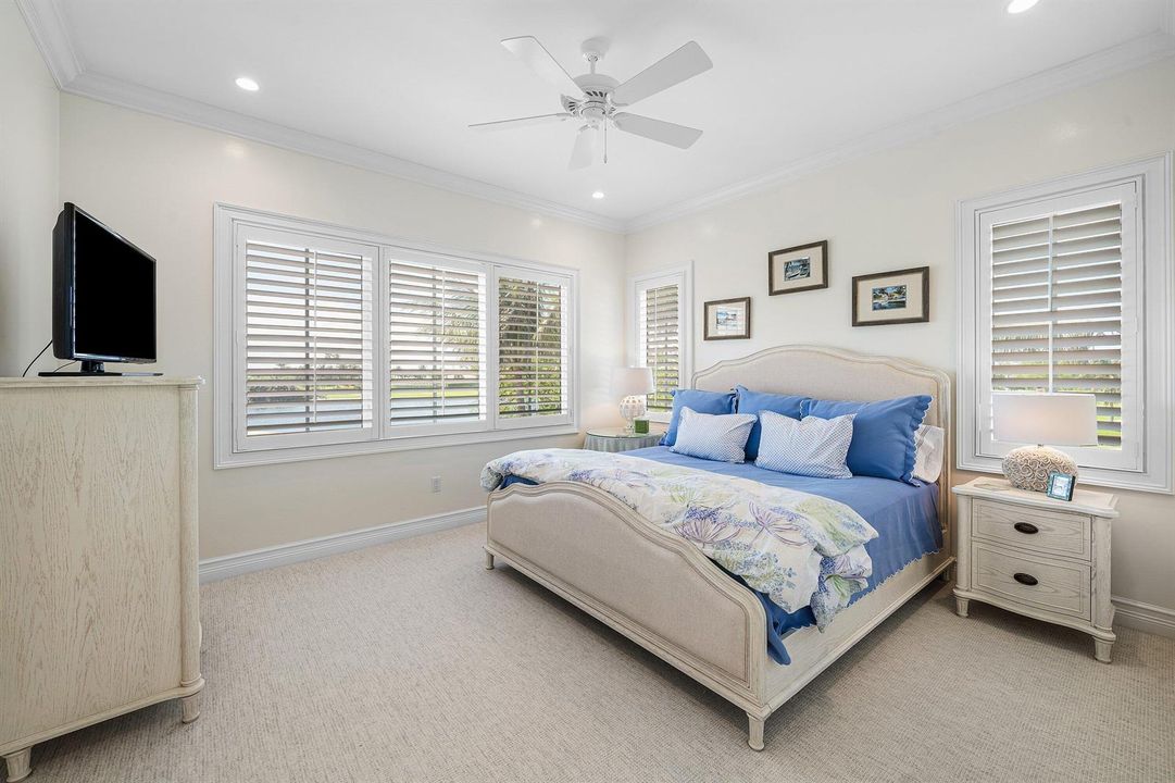 036-1884SoutheastSailfishPointBoulevard-