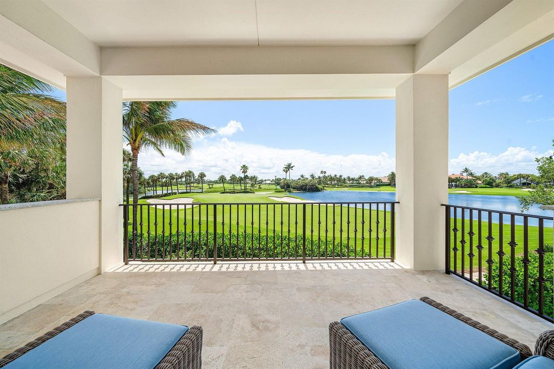 043-1884SoutheastSailfishPointBoulevard-