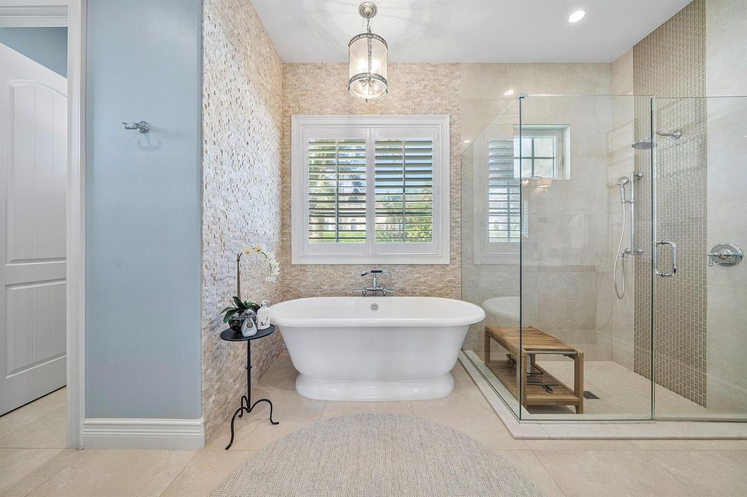 030-1884SoutheastSailfishPointBoulevard-