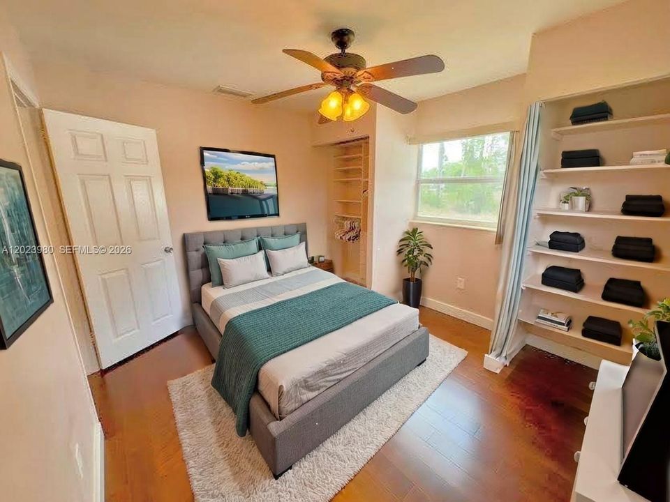 En Venta: $299,000 (2 camas, 1 baños, 912 Pies cuadrados)