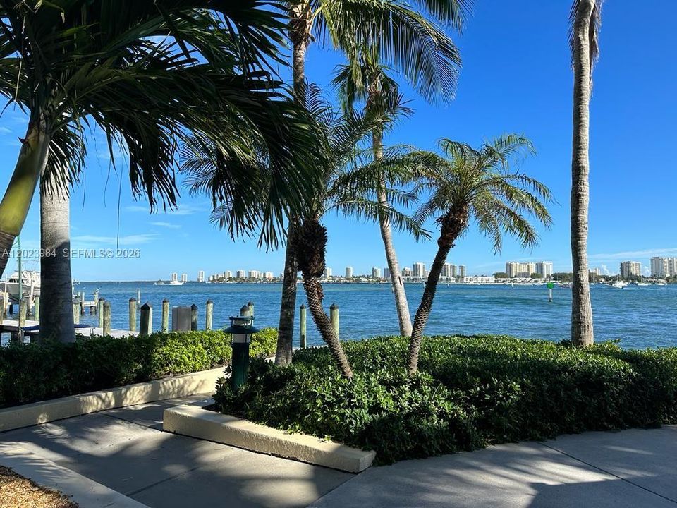 For Rent: $3,800 (2 beds, 2 baths, 1742 Square Feet)