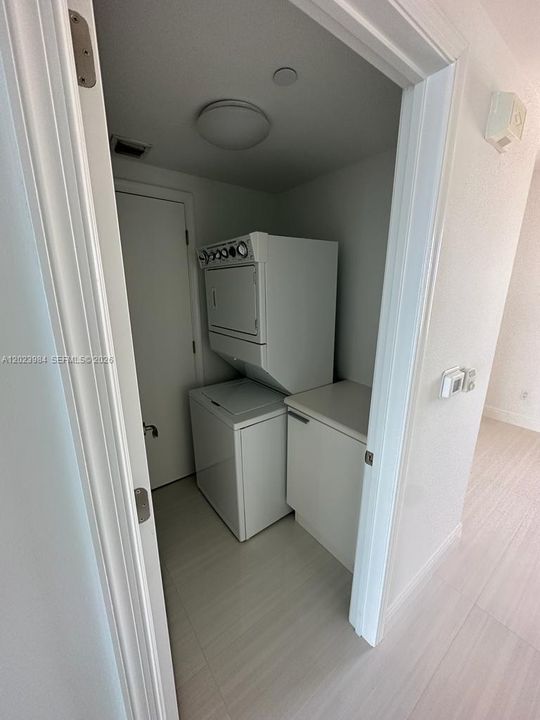 For Rent: $3,800 (2 beds, 2 baths, 1742 Square Feet)
