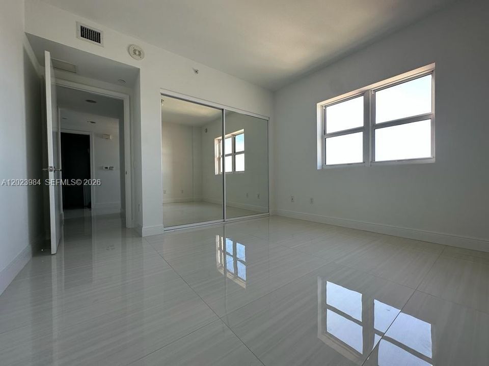 For Rent: $3,800 (2 beds, 2 baths, 1742 Square Feet)