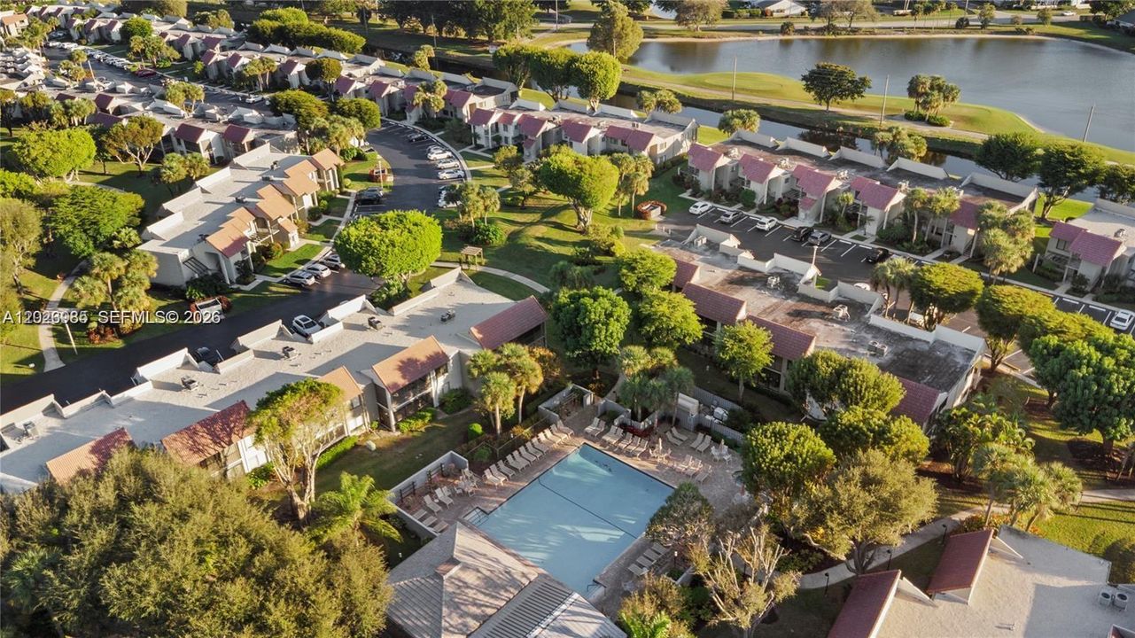 For Sale: $259,000 (2 beds, 2 baths, 1280 Square Feet)