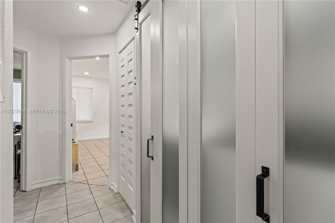 En Venta: $649,000 (3 camas, 2 baños, 1818 Pies cuadrados)