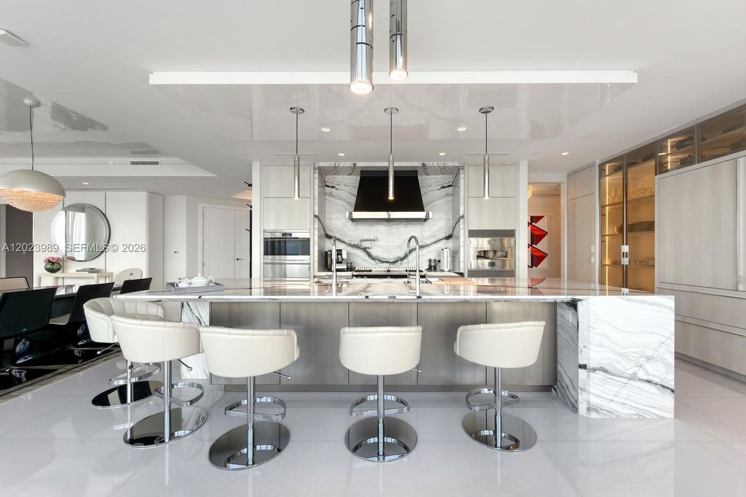 For Sale: $12,900,000 (4 beds, 5 baths, 4021 Square Feet)