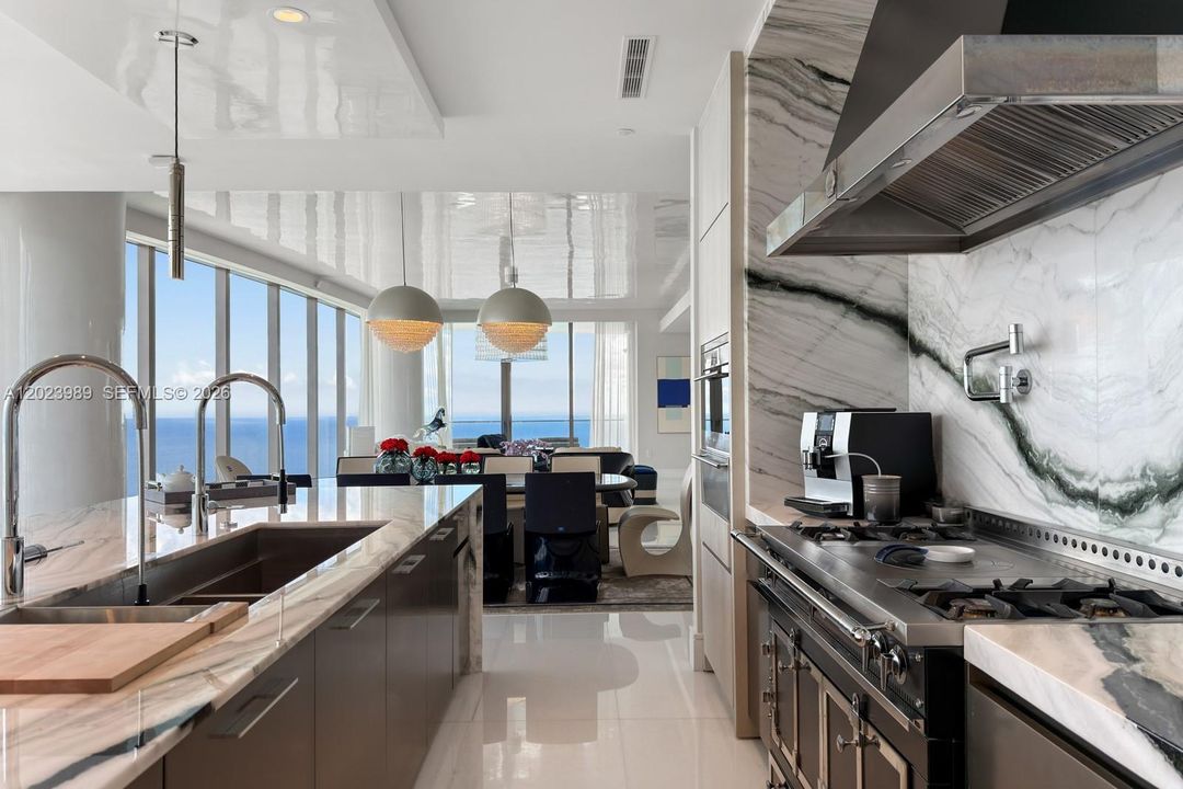 For Sale: $12,900,000 (4 beds, 5 baths, 4021 Square Feet)