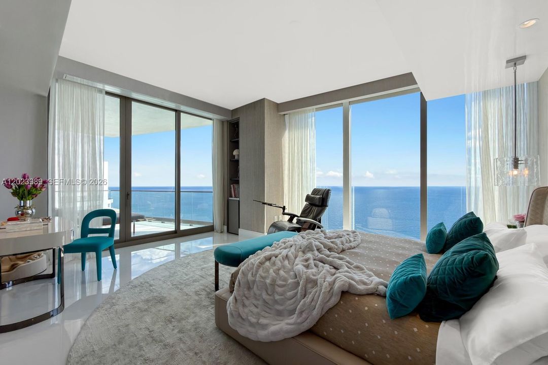 For Sale: $12,900,000 (4 beds, 5 baths, 4021 Square Feet)