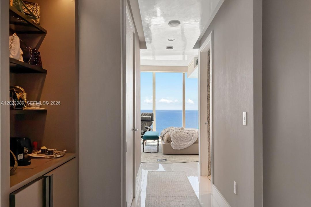 For Sale: $12,900,000 (4 beds, 5 baths, 4021 Square Feet)