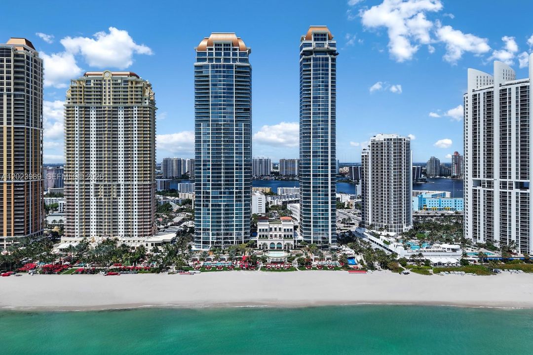 For Sale: $12,900,000 (4 beds, 5 baths, 4021 Square Feet)