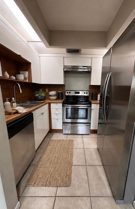 Activo con contrato: $310,000 (2 camas, 2 baños, 1200 Pies cuadrados)