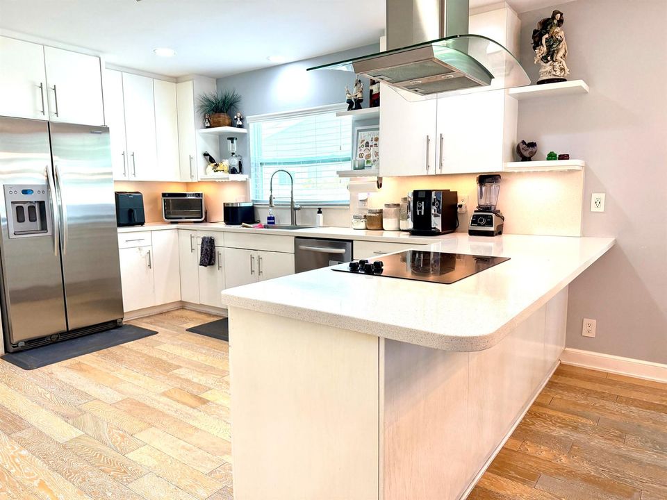 11 HOLLY DR. KITCHEN