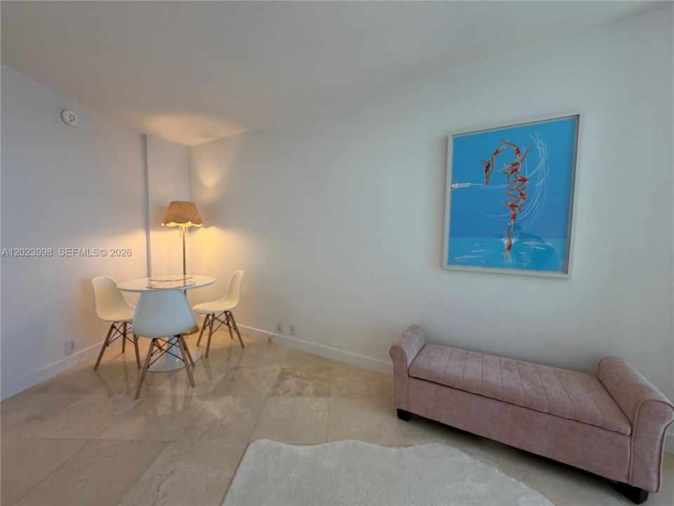 For Rent: $9,000 (2 beds, 2 baths, 1409 Square Feet)
