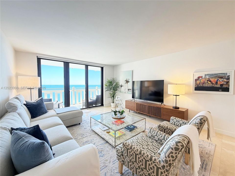For Rent: $9,000 (2 beds, 2 baths, 1409 Square Feet)