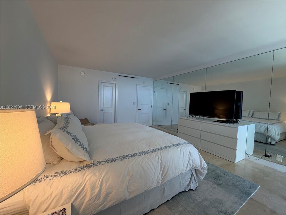 For Rent: $9,000 (2 beds, 2 baths, 1409 Square Feet)