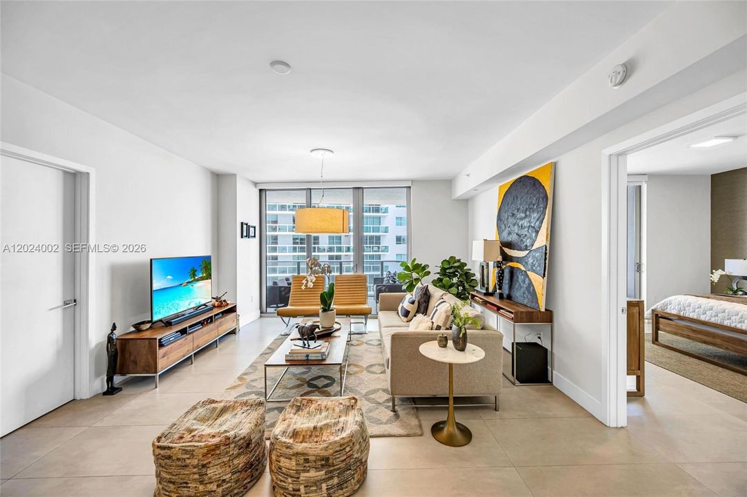 Recently Rented: $6,200 (2 beds, 3 baths, 1161 Square Feet)