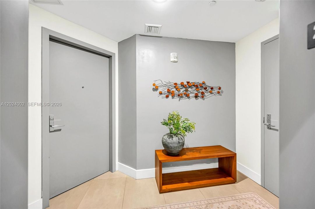 Recently Rented: $6,200 (2 beds, 3 baths, 1161 Square Feet)
