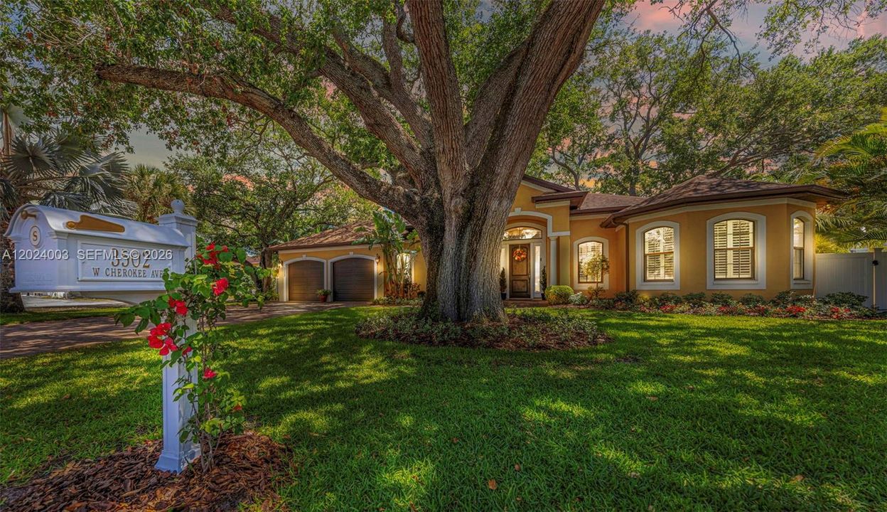 Activo con contrato: $1,075,000 (3 camas, 2 baños, 1924 Pies cuadrados)