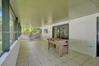 Active With Contract: $674,782 (3 beds, 2 baths, 1620 Square Feet)