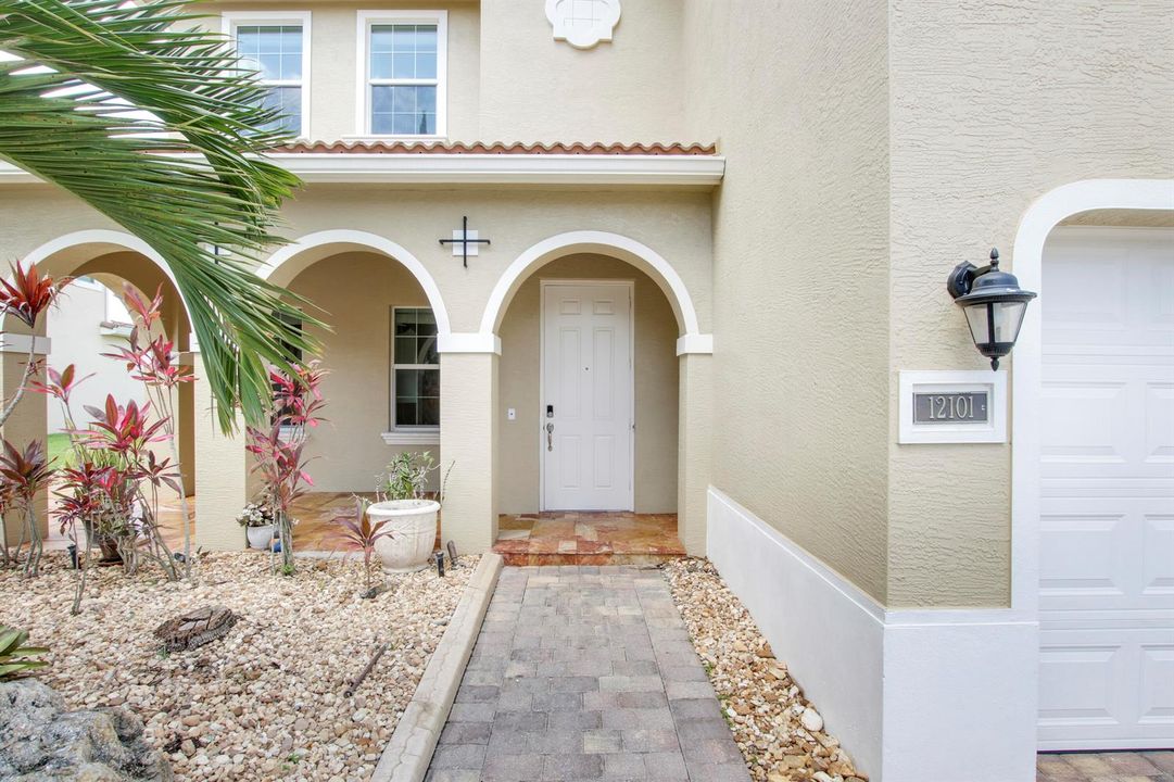 Covered Front Porch Entrance