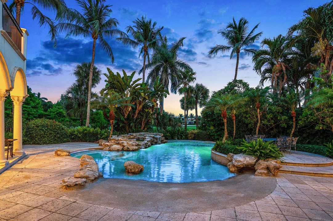 1282_Sabal_Palm_Drive_Dusk_09