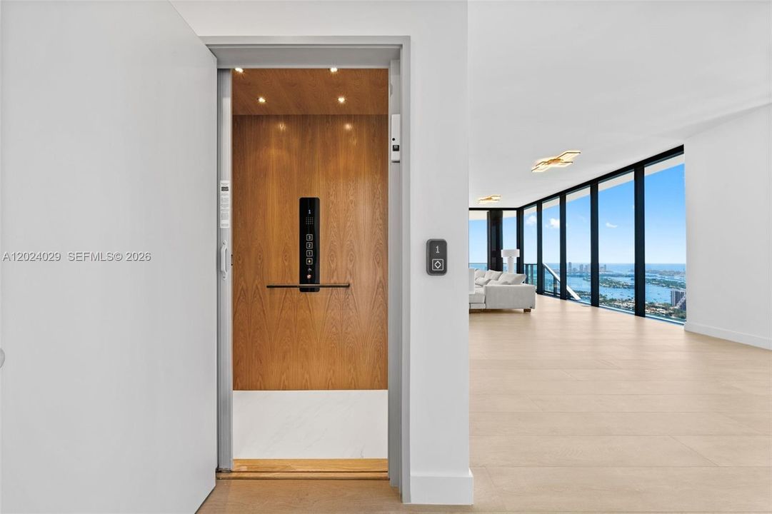 Private Elevator