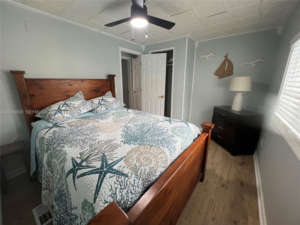 В аренду: $2,250 (2 спален, 2 ванн, 998 Квадратных фут)
