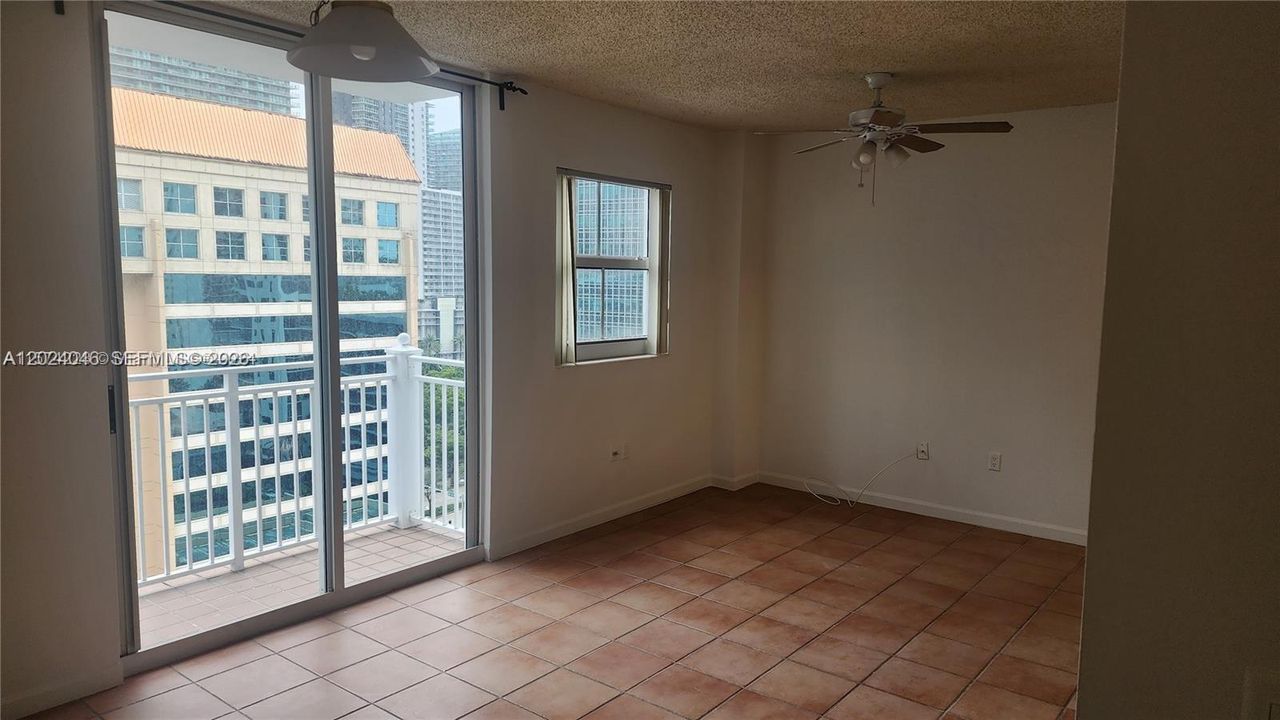 Activo con contrato: $2,450 (1 camas, 1 baños, 600 Pies cuadrados)