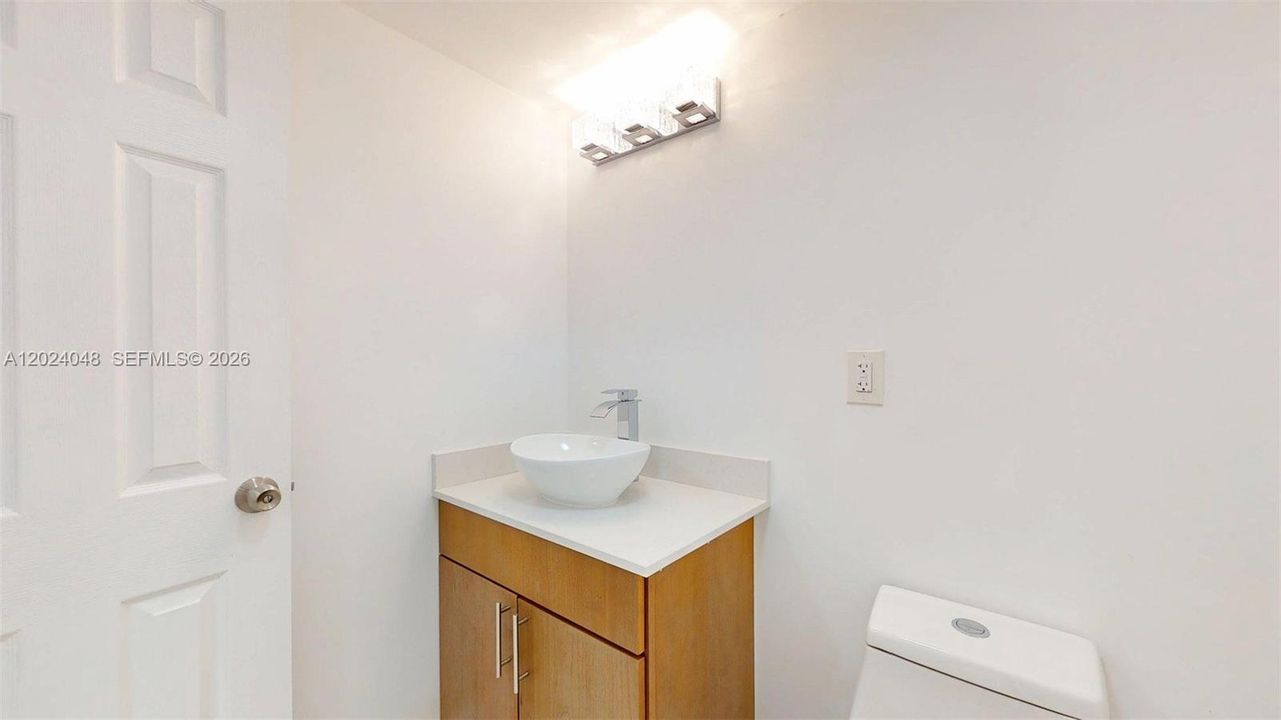 En Venta: $275,000 (1 camas, 1 baños, 810 Pies cuadrados)