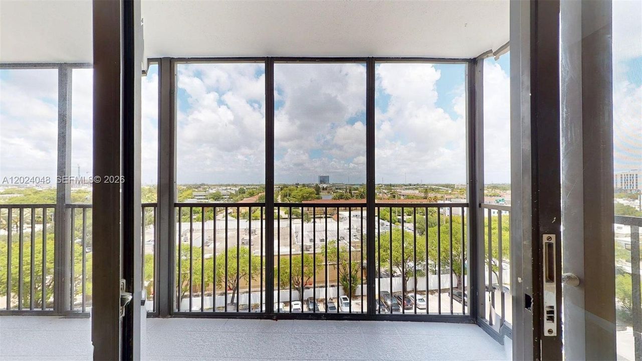 En Venta: $275,000 (1 camas, 1 baños, 810 Pies cuadrados)