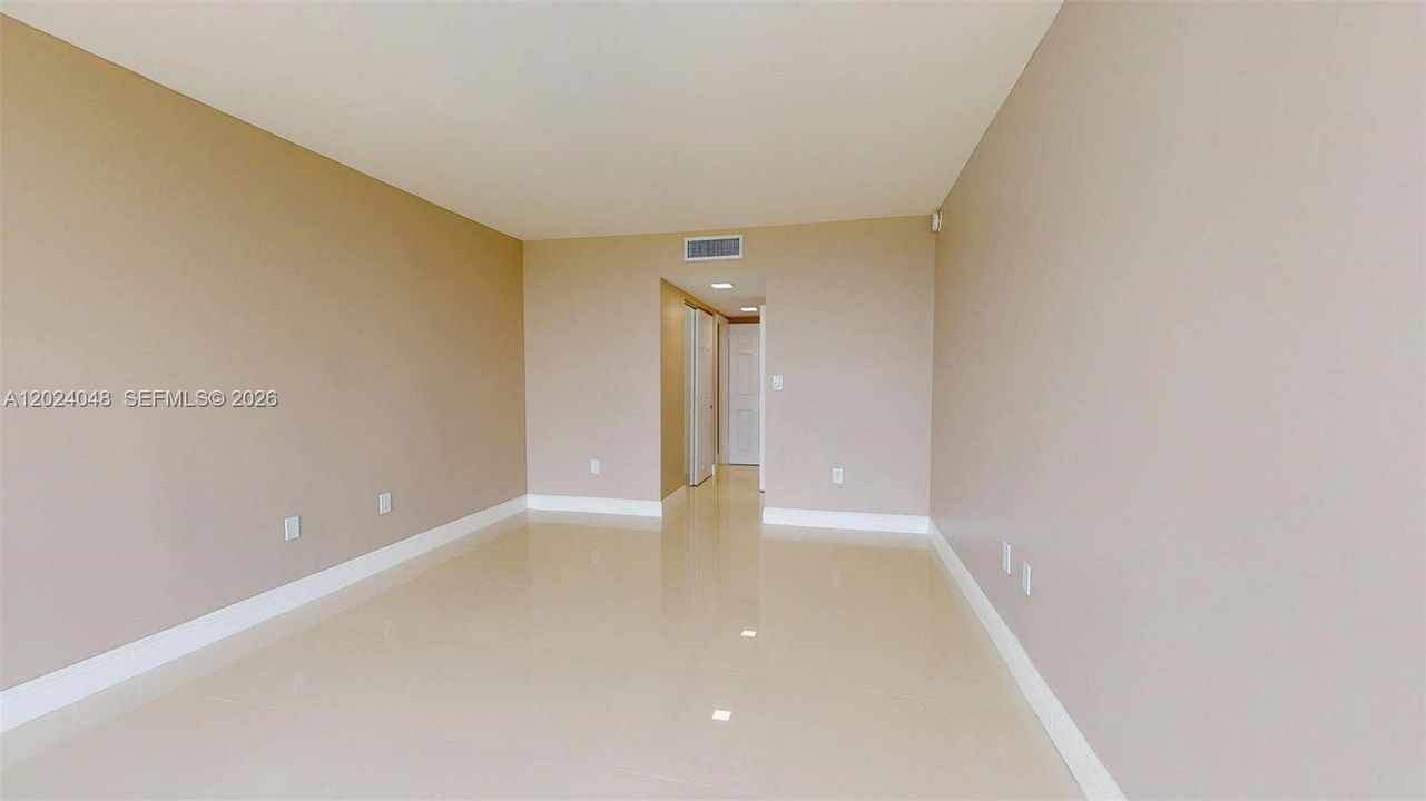 En Venta: $275,000 (1 camas, 1 baños, 810 Pies cuadrados)