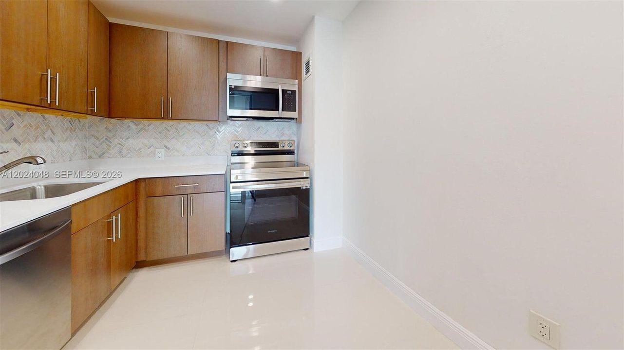 En Venta: $275,000 (1 camas, 1 baños, 810 Pies cuadrados)