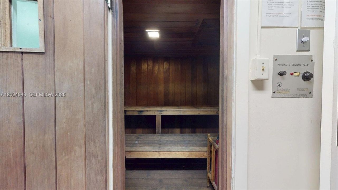 En Venta: $275,000 (1 camas, 1 baños, 810 Pies cuadrados)