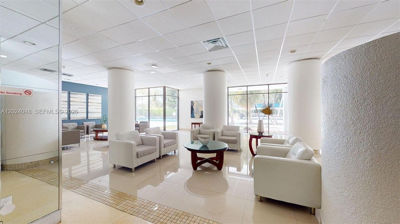 En Venta: $275,000 (1 camas, 1 baños, 810 Pies cuadrados)