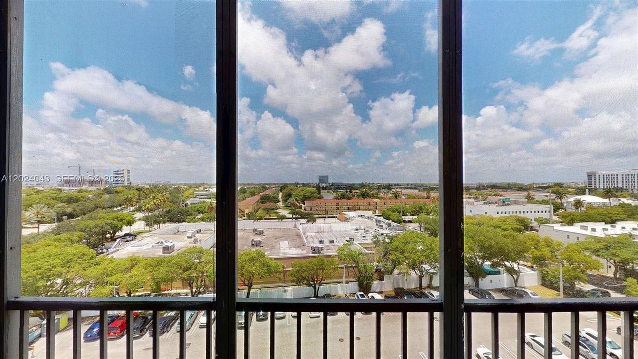 En Venta: $275,000 (1 camas, 1 baños, 810 Pies cuadrados)
