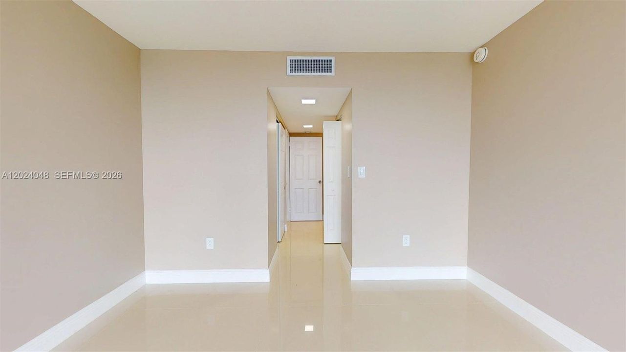 En Venta: $275,000 (1 camas, 1 baños, 810 Pies cuadrados)
