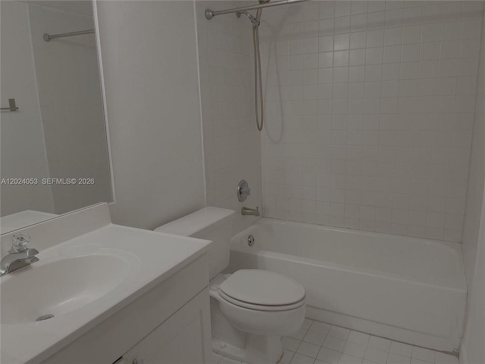 En Renta: $2,200 (2 camas, 2 baños, 946 Pies cuadrados)