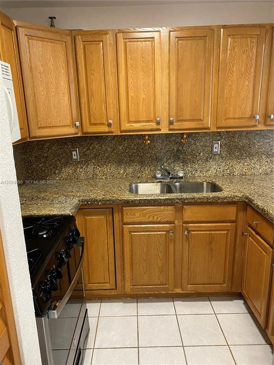 En Venta: $215,000 (1 camas, 1 baños, 780 Pies cuadrados)